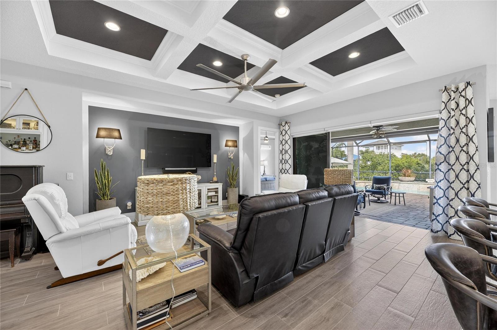 Image 16 of 82 For 523 Treviso Drive