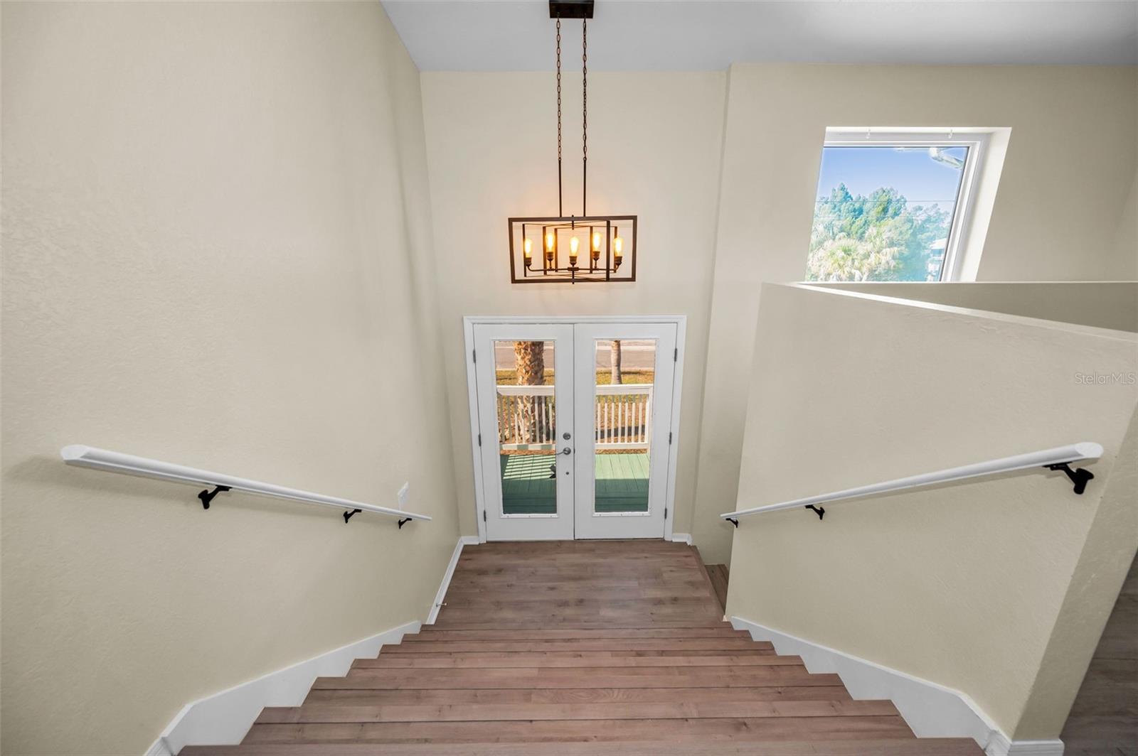 Image 17 of 90 For 3244 Rose Arbor Drive