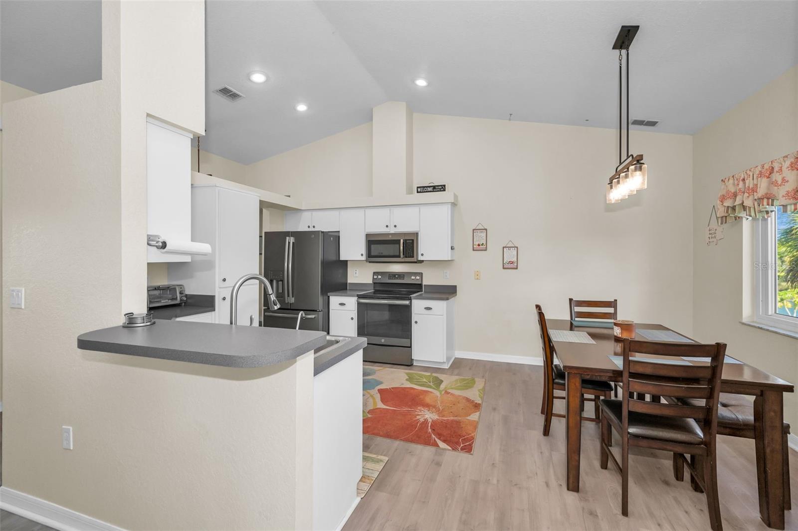 Image 29 of 90 For 3244 Rose Arbor Drive