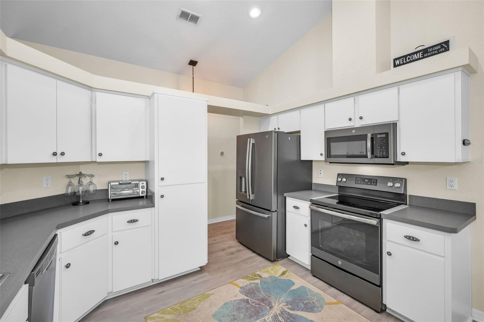 Image 30 of 90 For 3244 Rose Arbor Drive