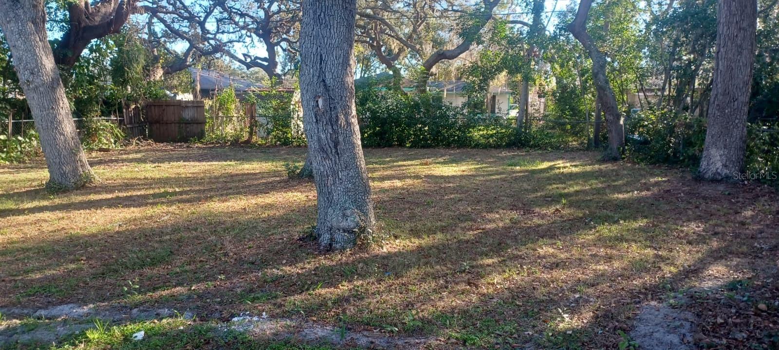 Image 9 of 9 For 521 Crest Avenue