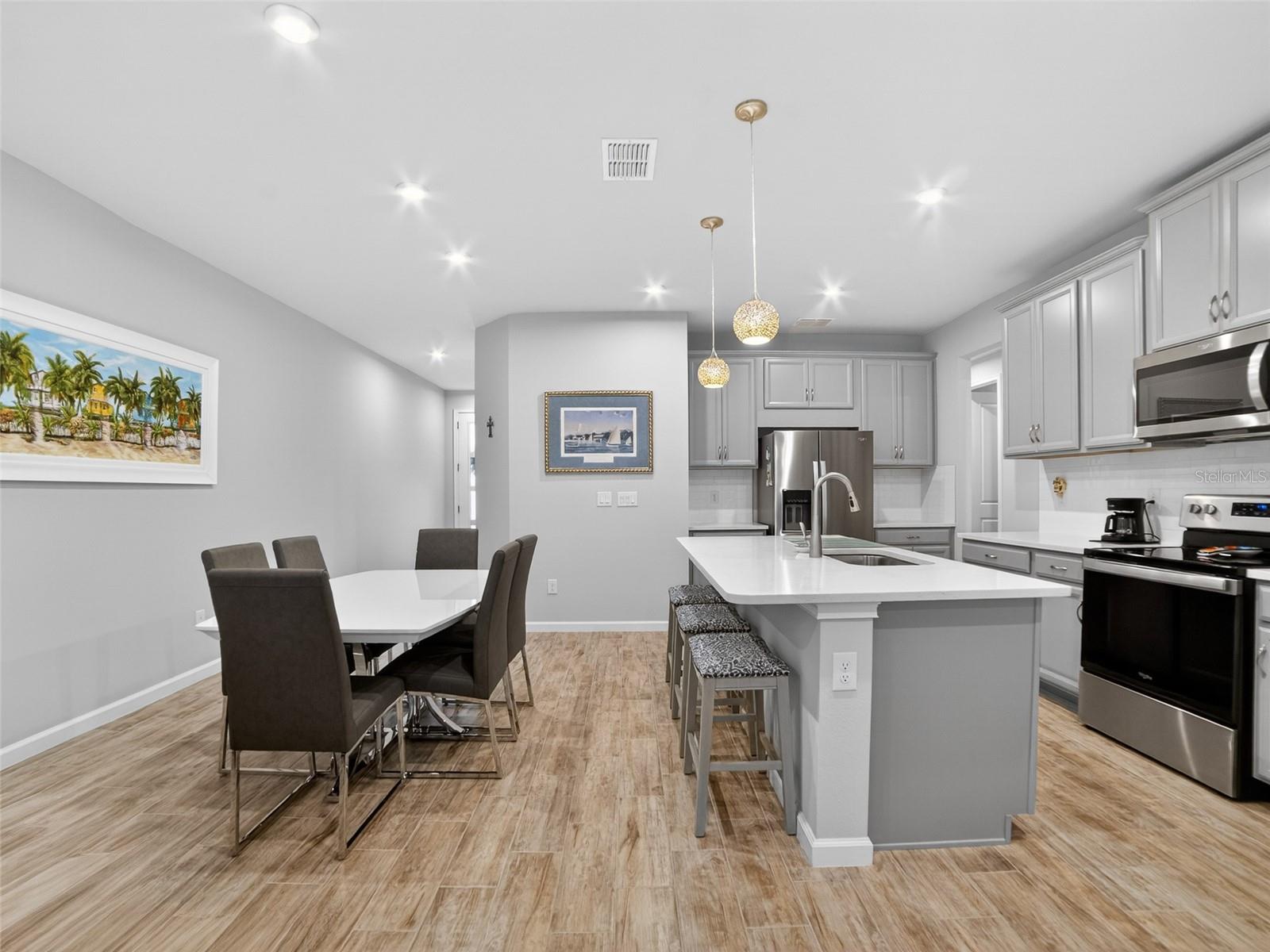 Image 7 of 24 For 3775 Maxwell Park Drive