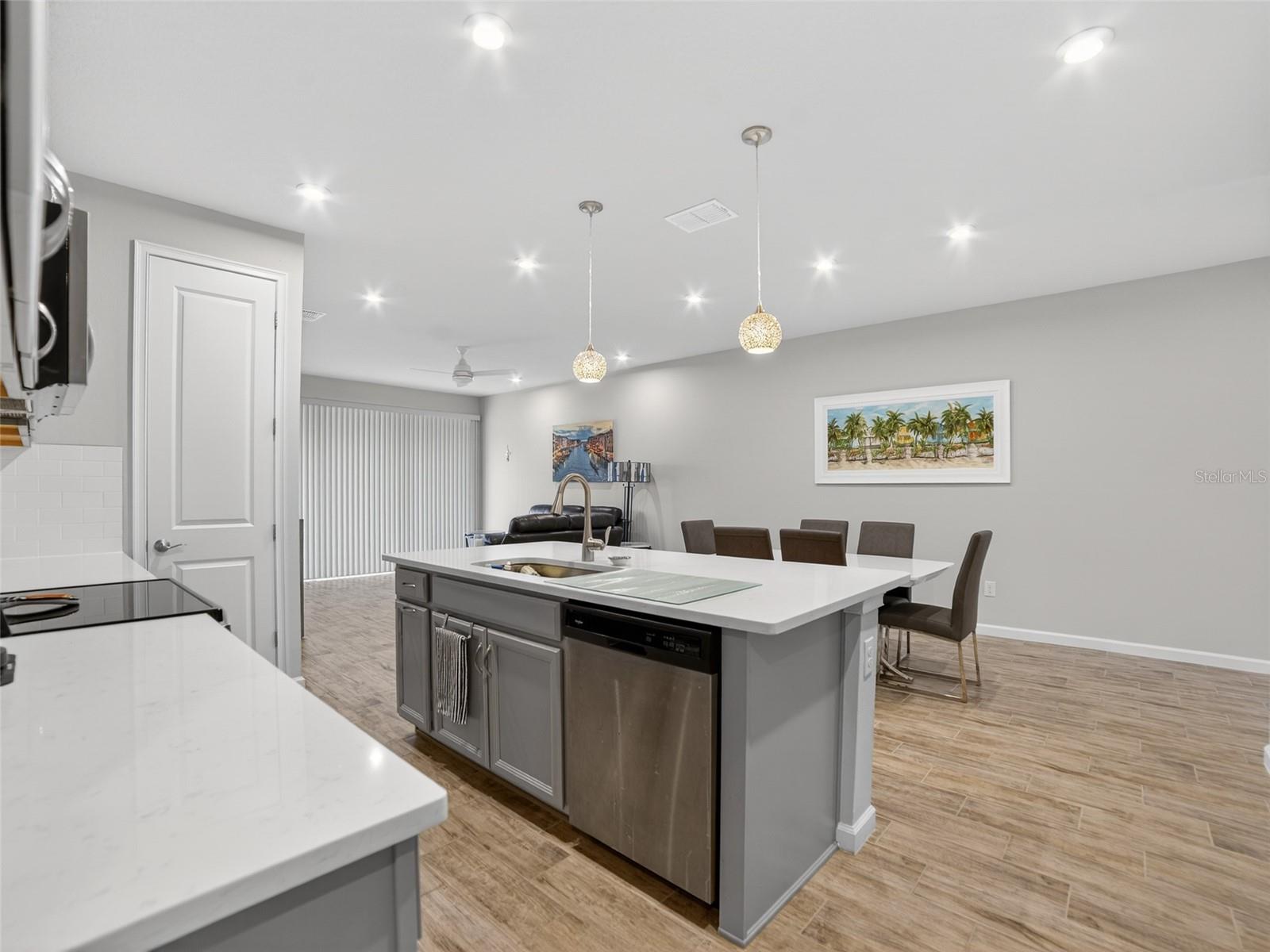 Image 8 of 24 For 3775 Maxwell Park Drive