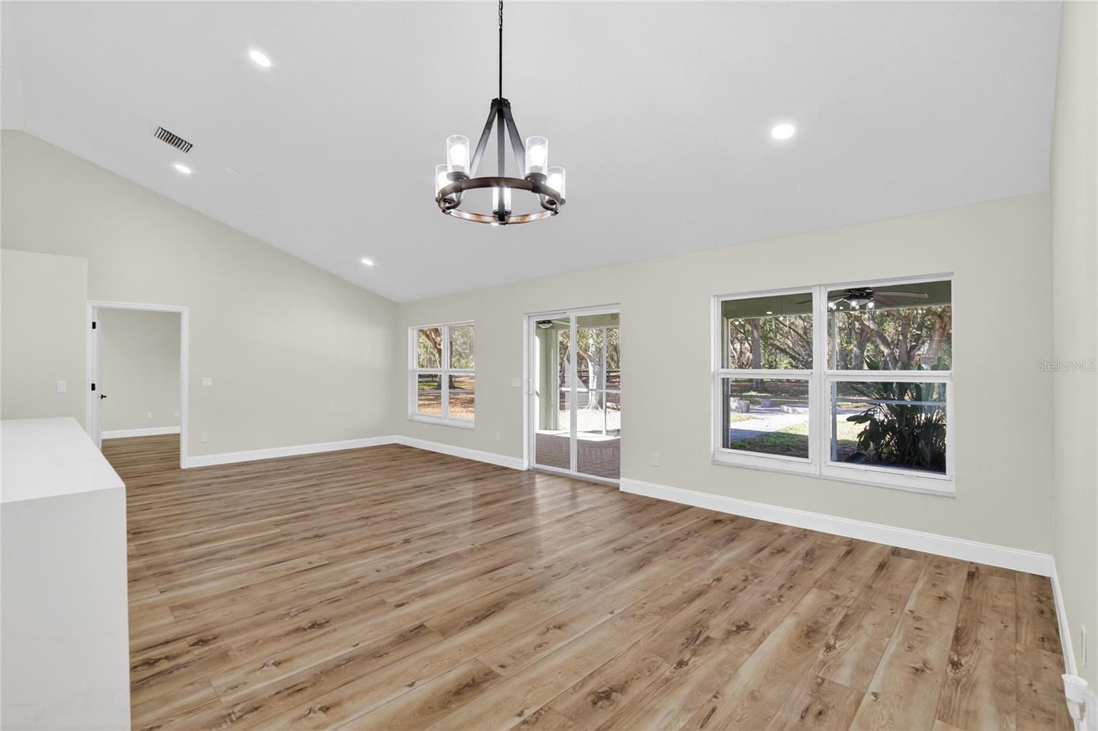 Image 15 of 94 For 106 Corbett Road