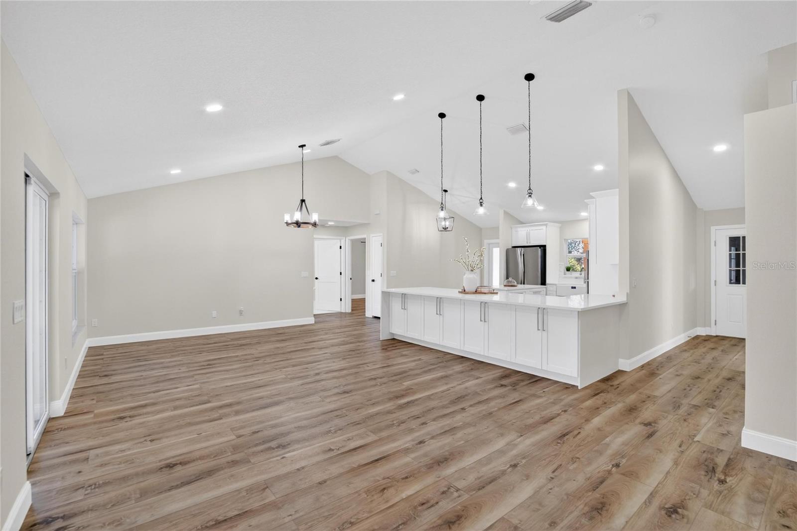 Image 18 of 94 For 106 Corbett Road