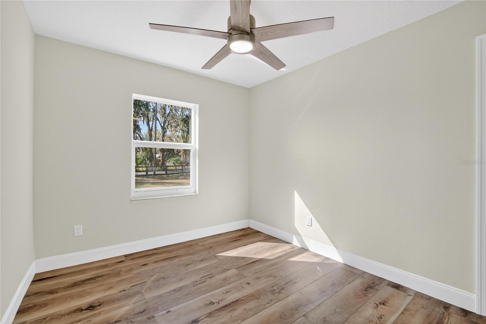 Image 31 of 94 For 106 Corbett Road