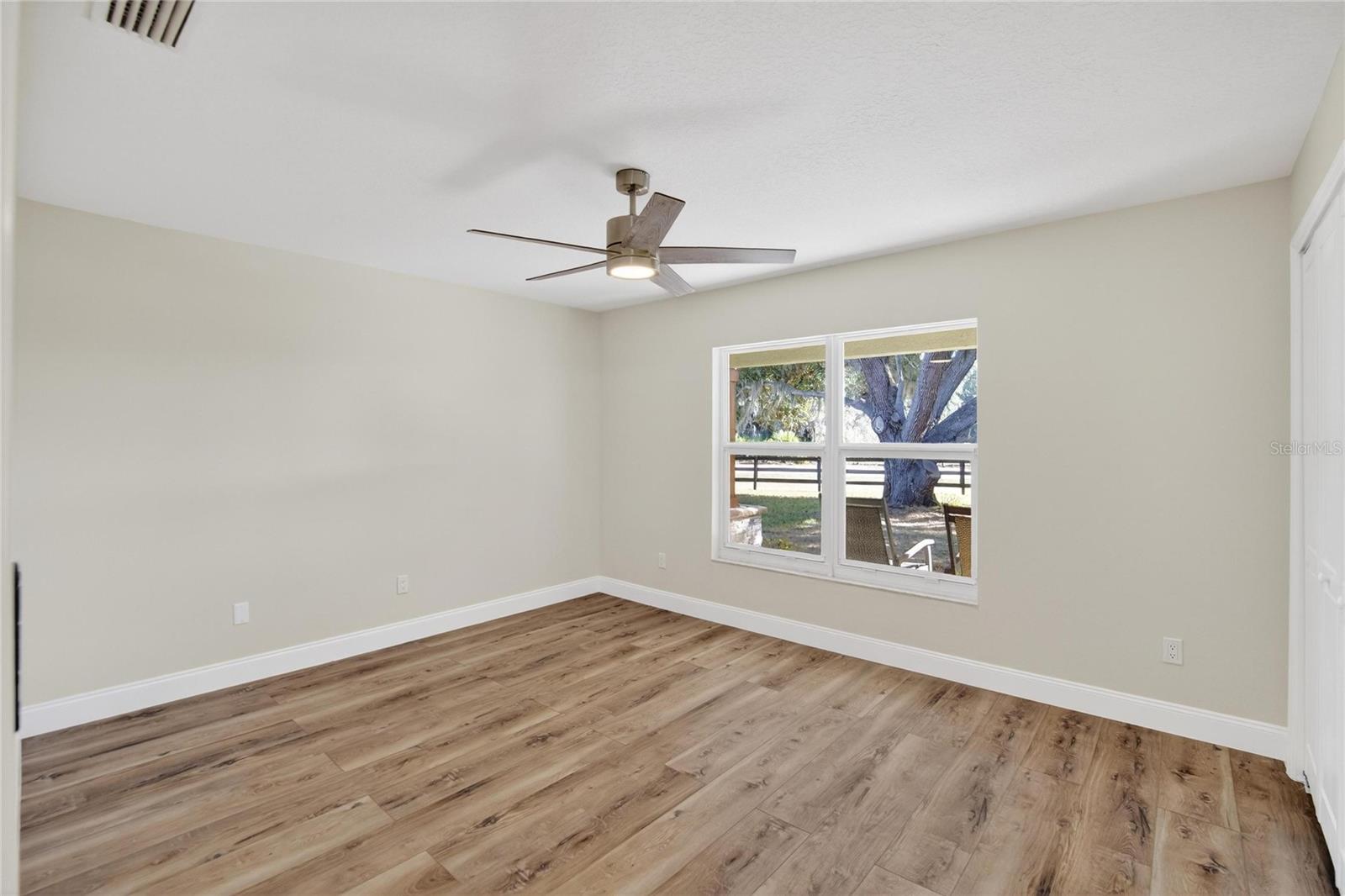 Image 37 of 94 For 106 Corbett Road