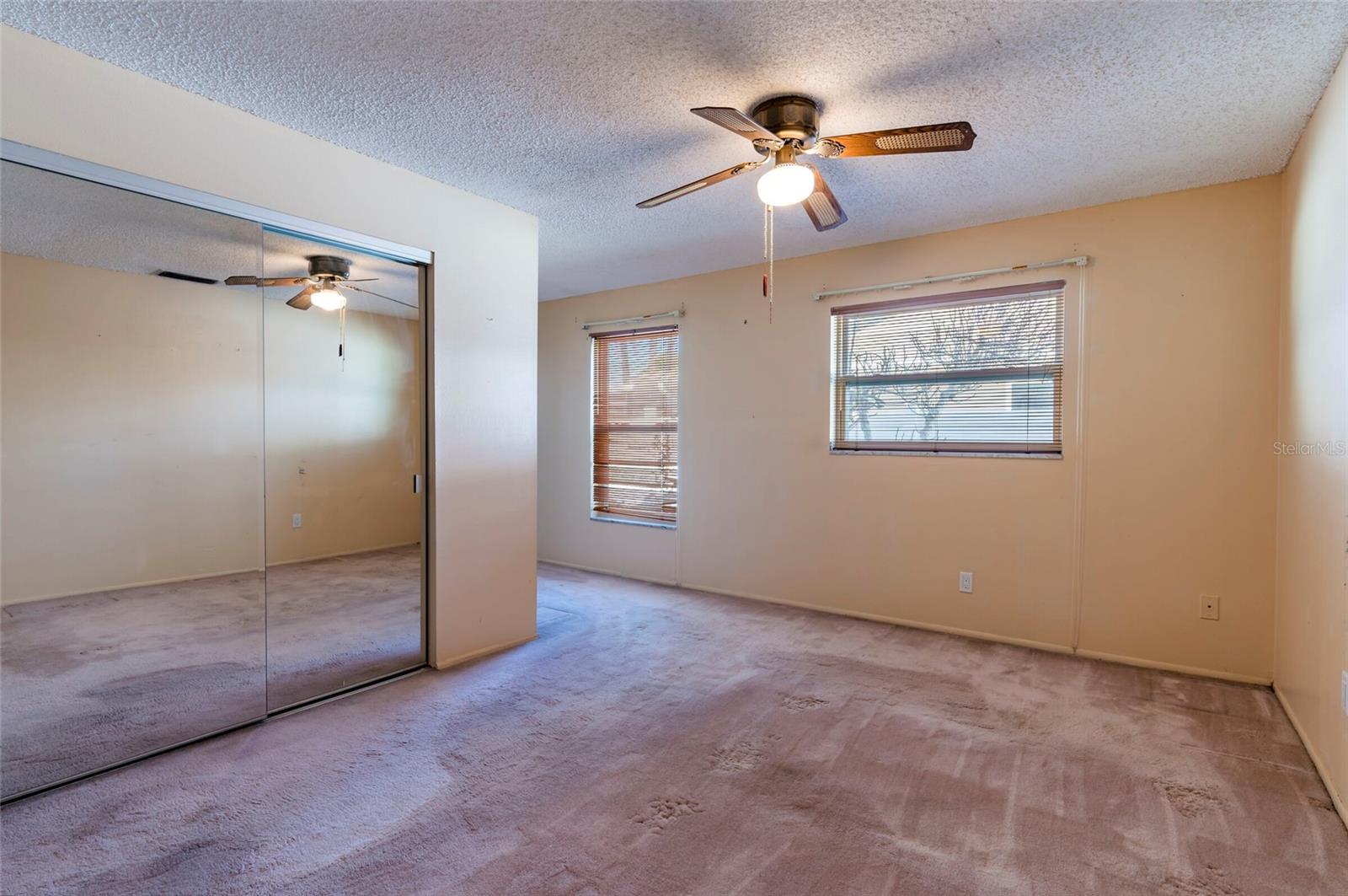 Image 17 of 33 For 2456 Timbercrest Circle W