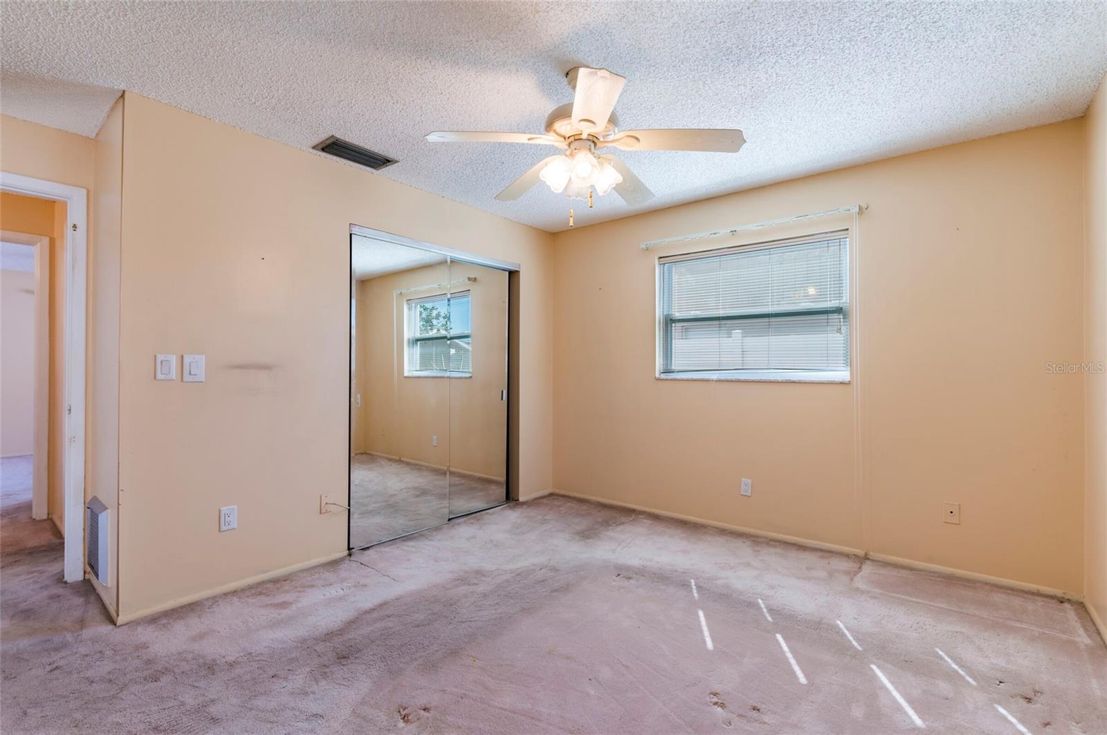 Image 24 of 33 For 2456 Timbercrest Circle W