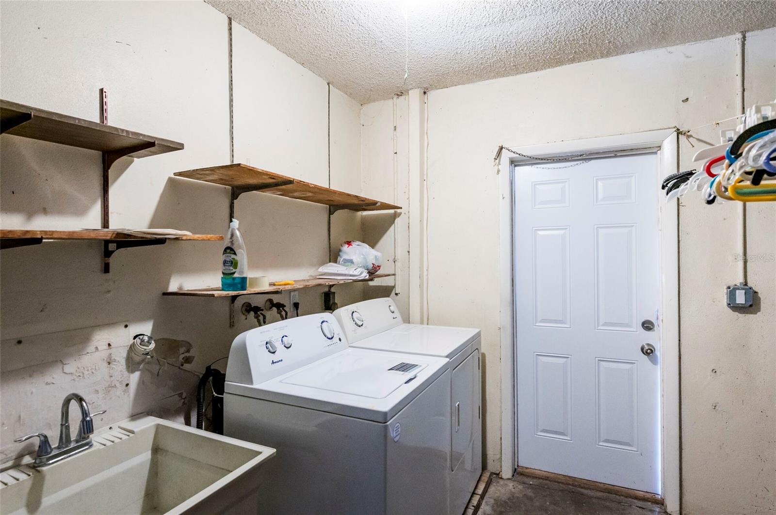 Image 26 of 33 For 2456 Timbercrest Circle W