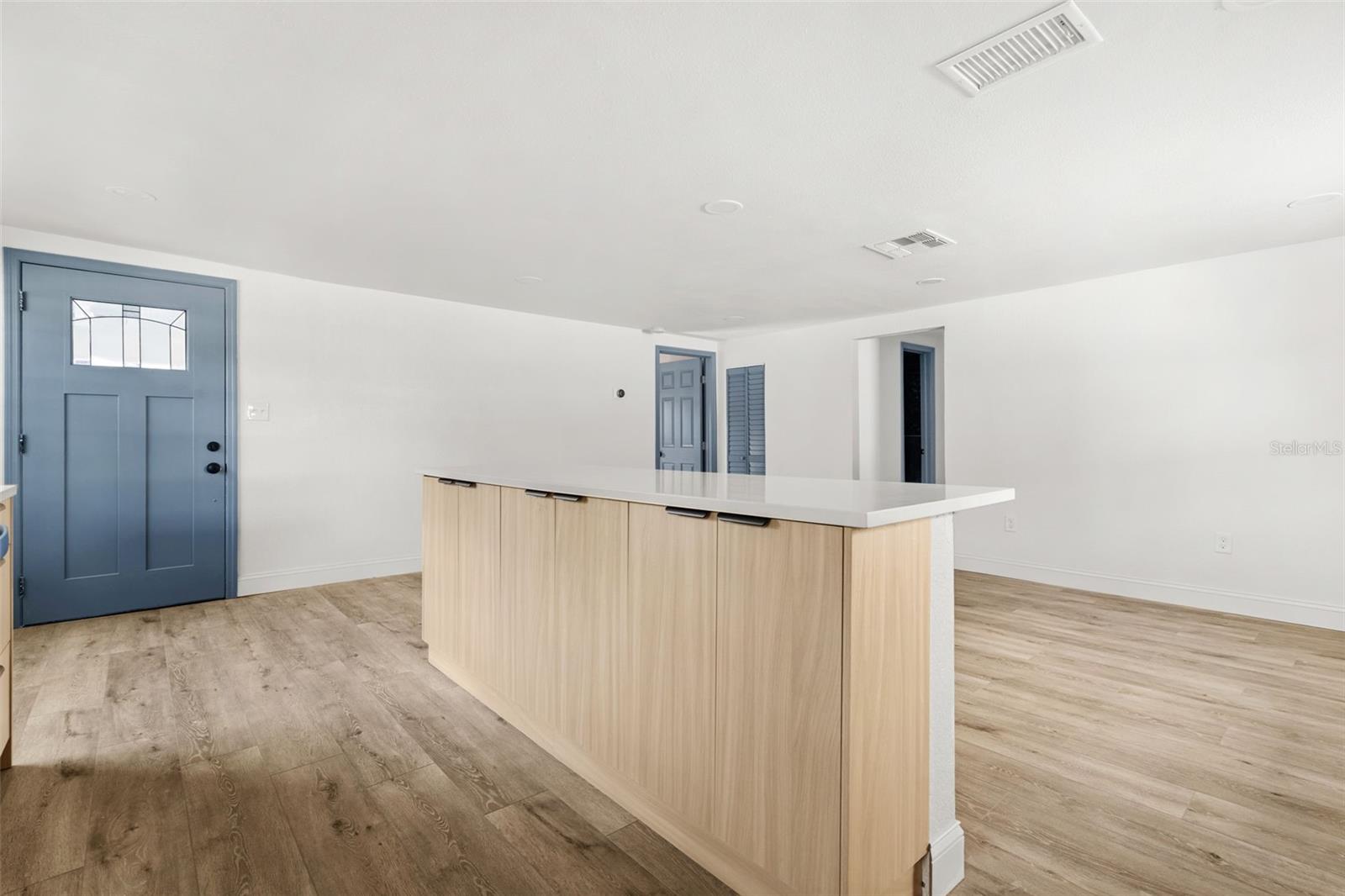 Image 11 of 31 For 6709 Faul Street