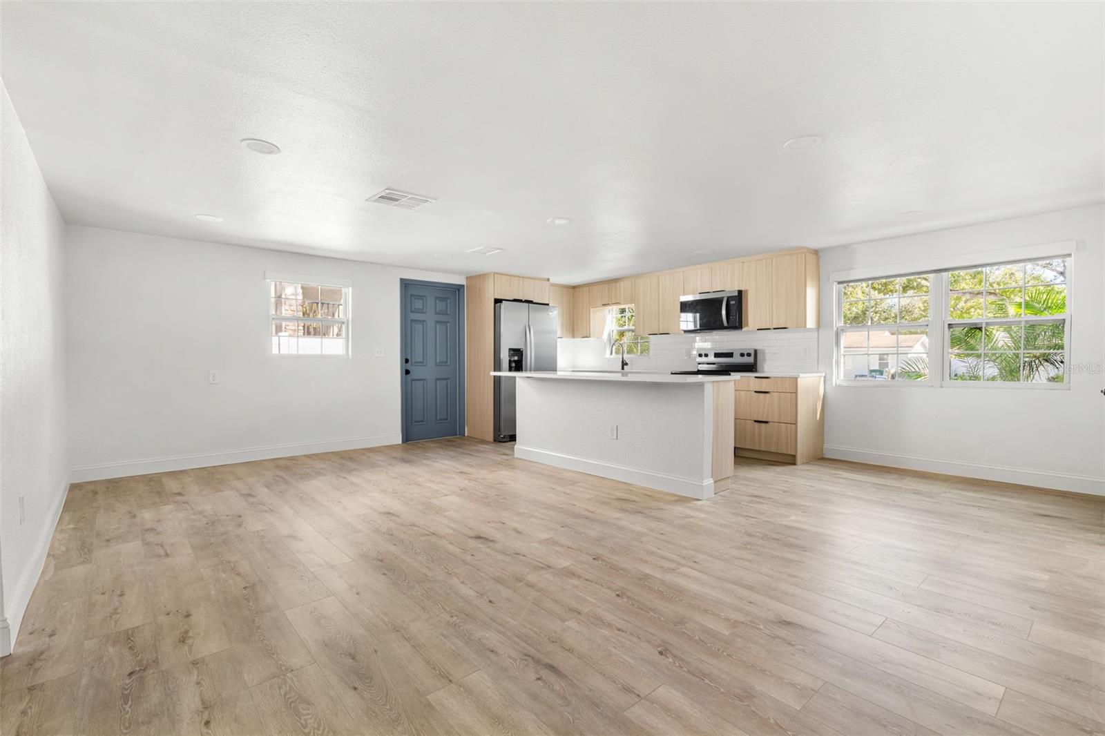 Image 13 of 31 For 6709 Faul Street