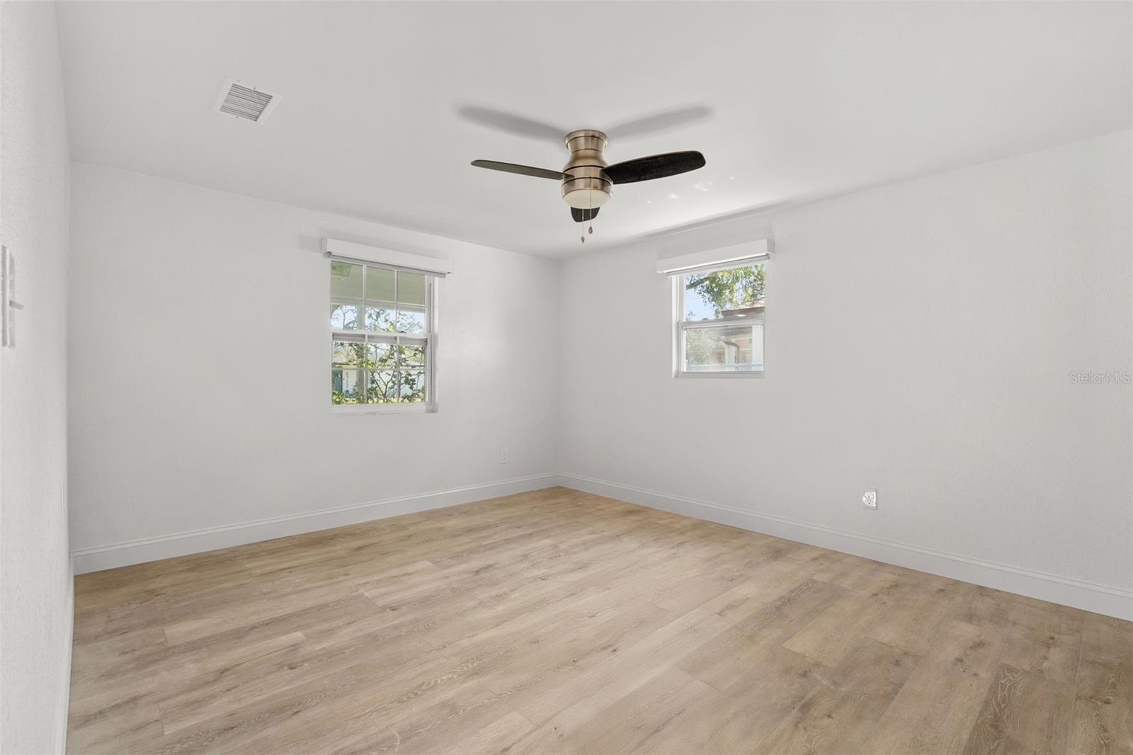 Image 14 of 31 For 6709 Faul Street