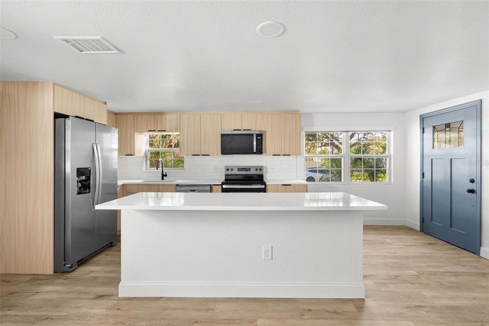 Image 9 of 31 For 6709 Faul Street