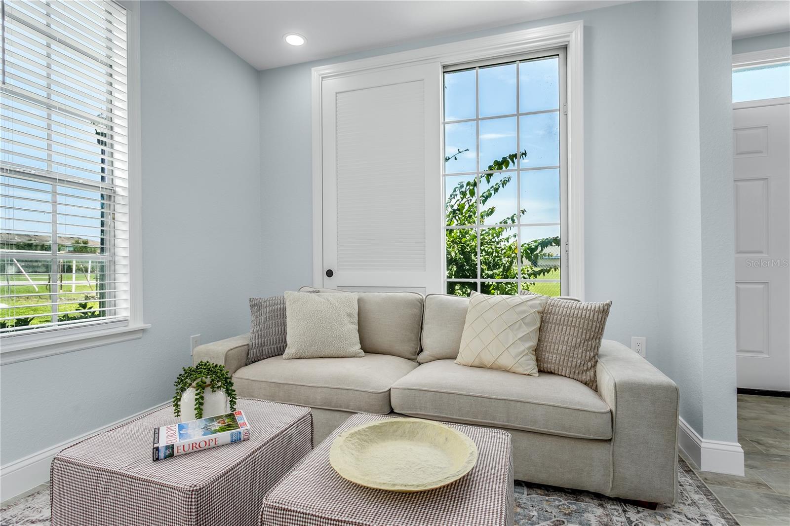 Image 6 of 19 For 10520 White Lake Court 10520