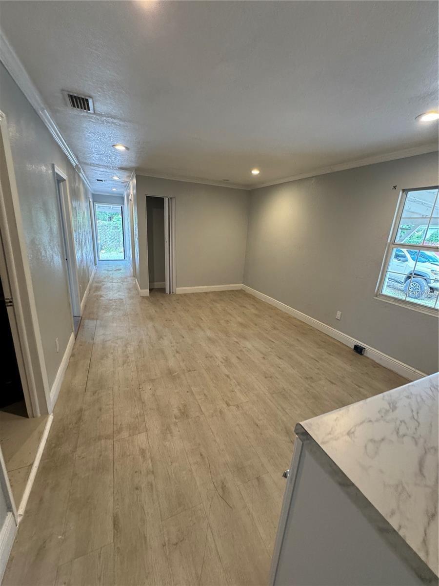 Image 5 of 18 For 4807 10th Avenue