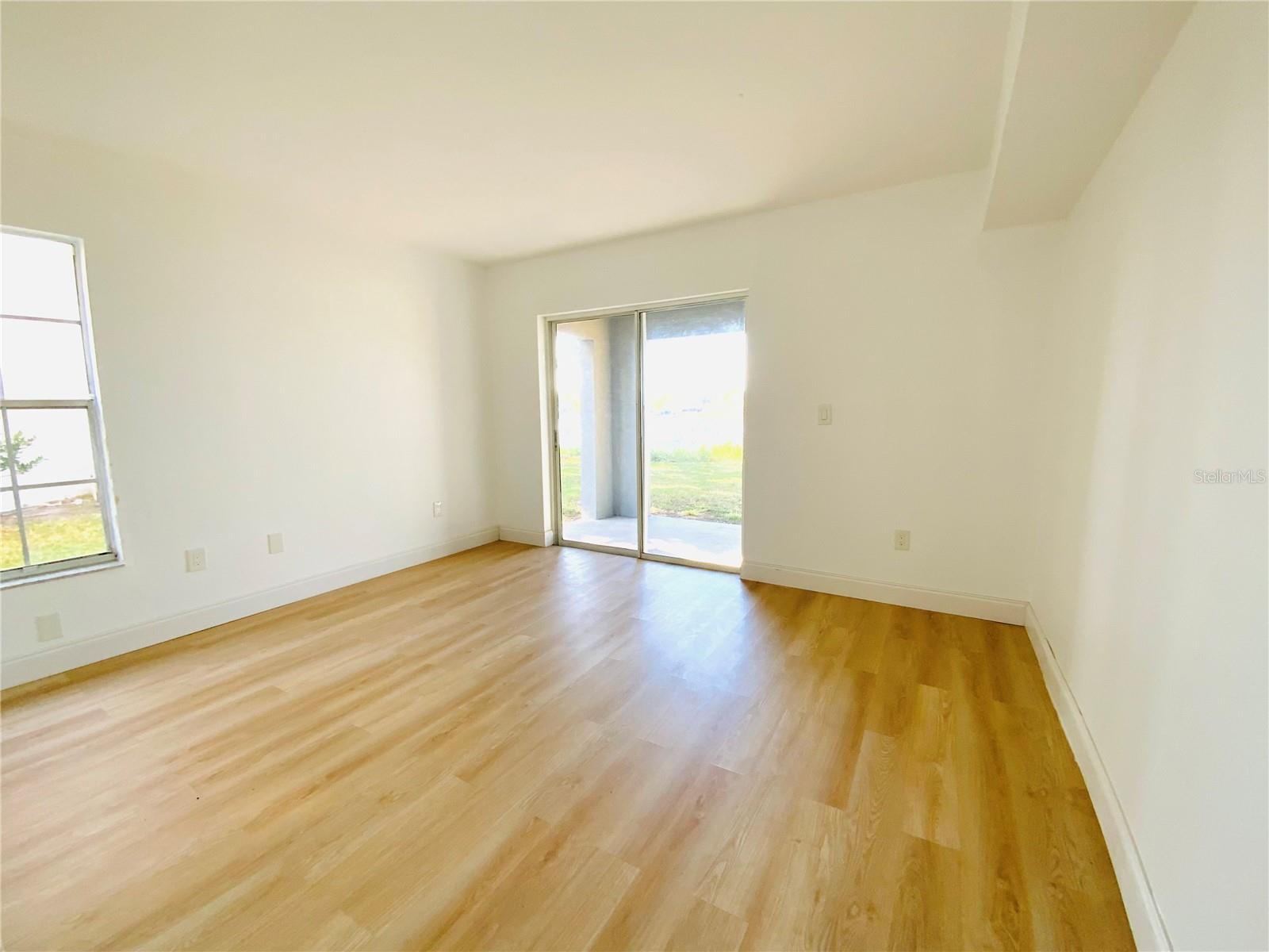 Image 13 of 34 For 7200 Bank Drive 0