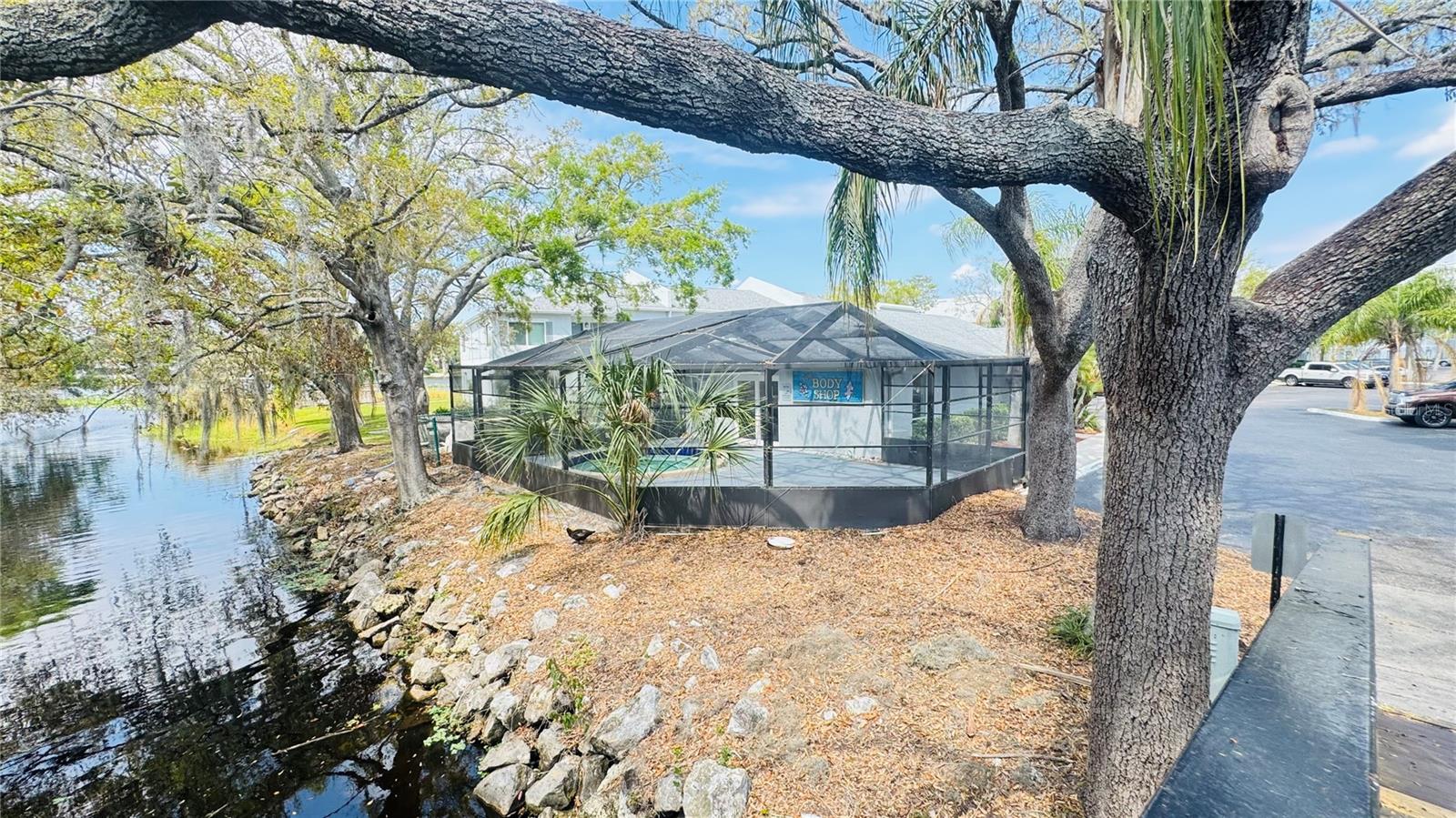 Image 27 of 34 For 7200 Bank Drive 0