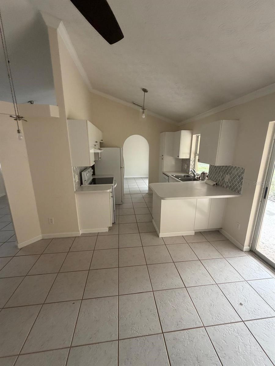 Image 33 of 57 For 120 Bedford Road