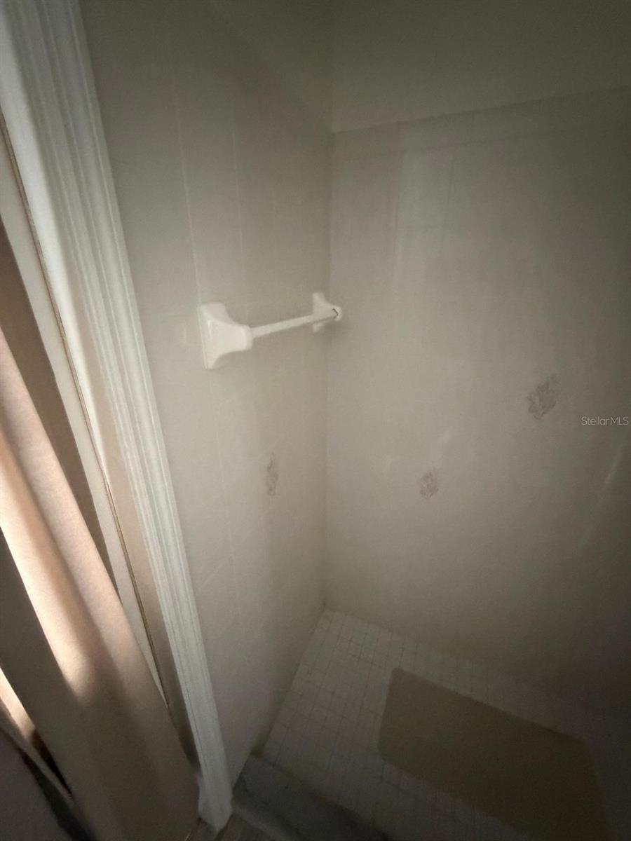 Image 43 of 57 For 120 Bedford Road