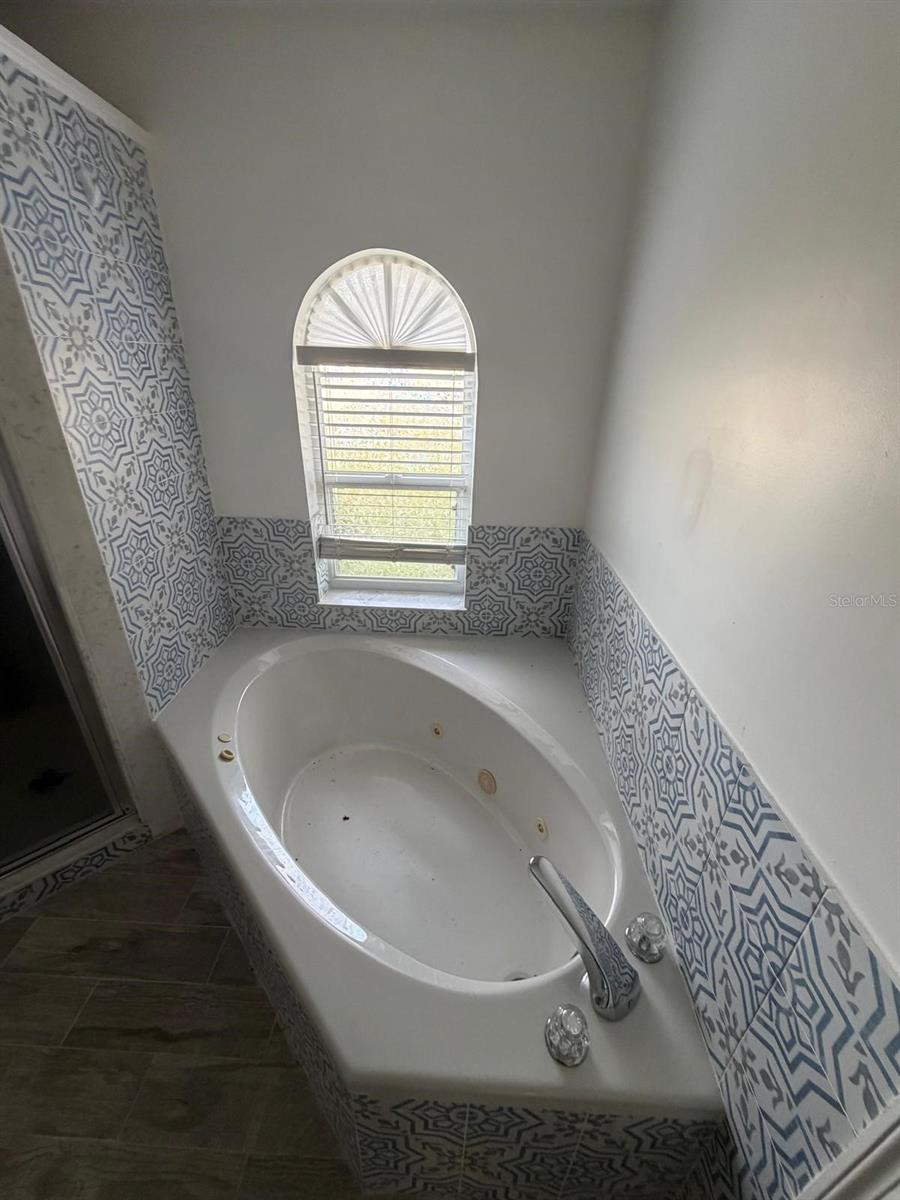 Image 45 of 57 For 120 Bedford Road