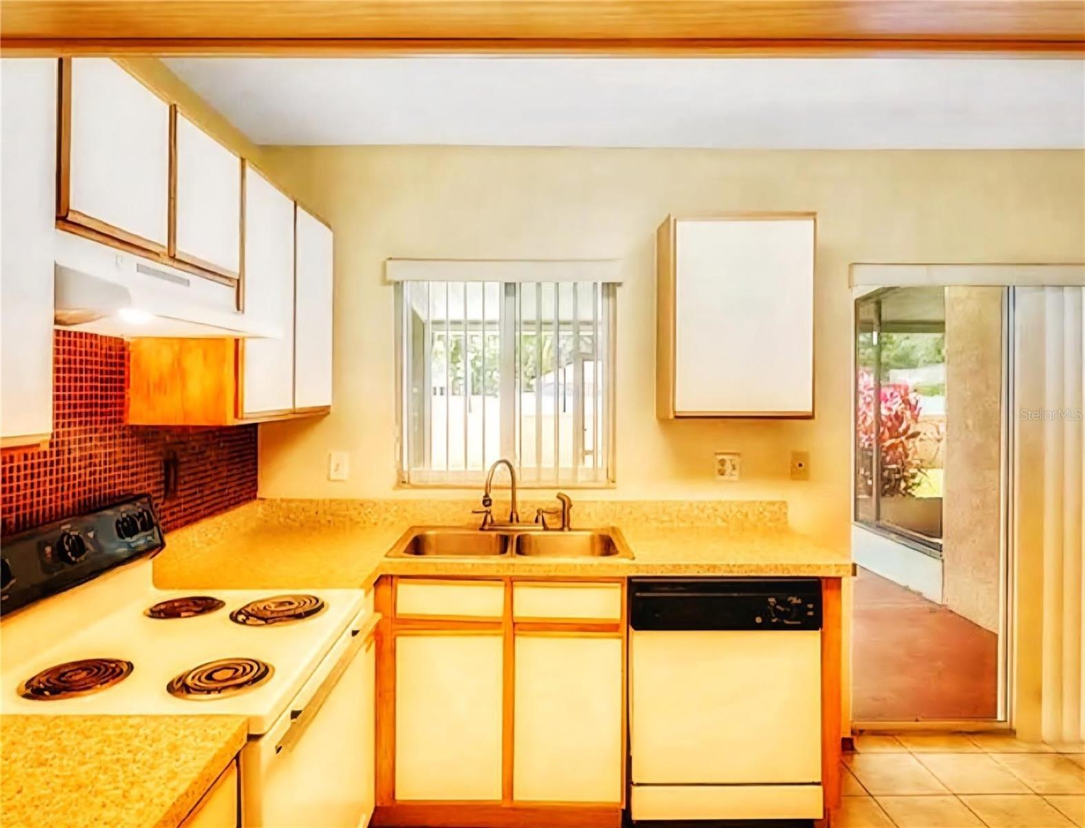 Image 4 of 7 For 1907 Fluorshire Drive