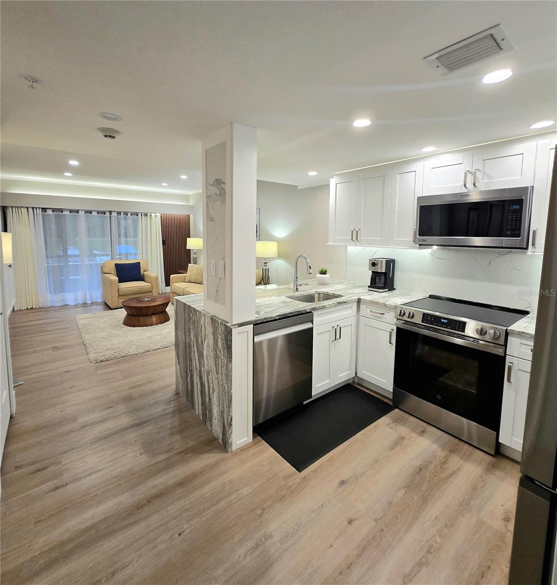 Image 2 of 15 For 36750 Us Highway 19  21-218