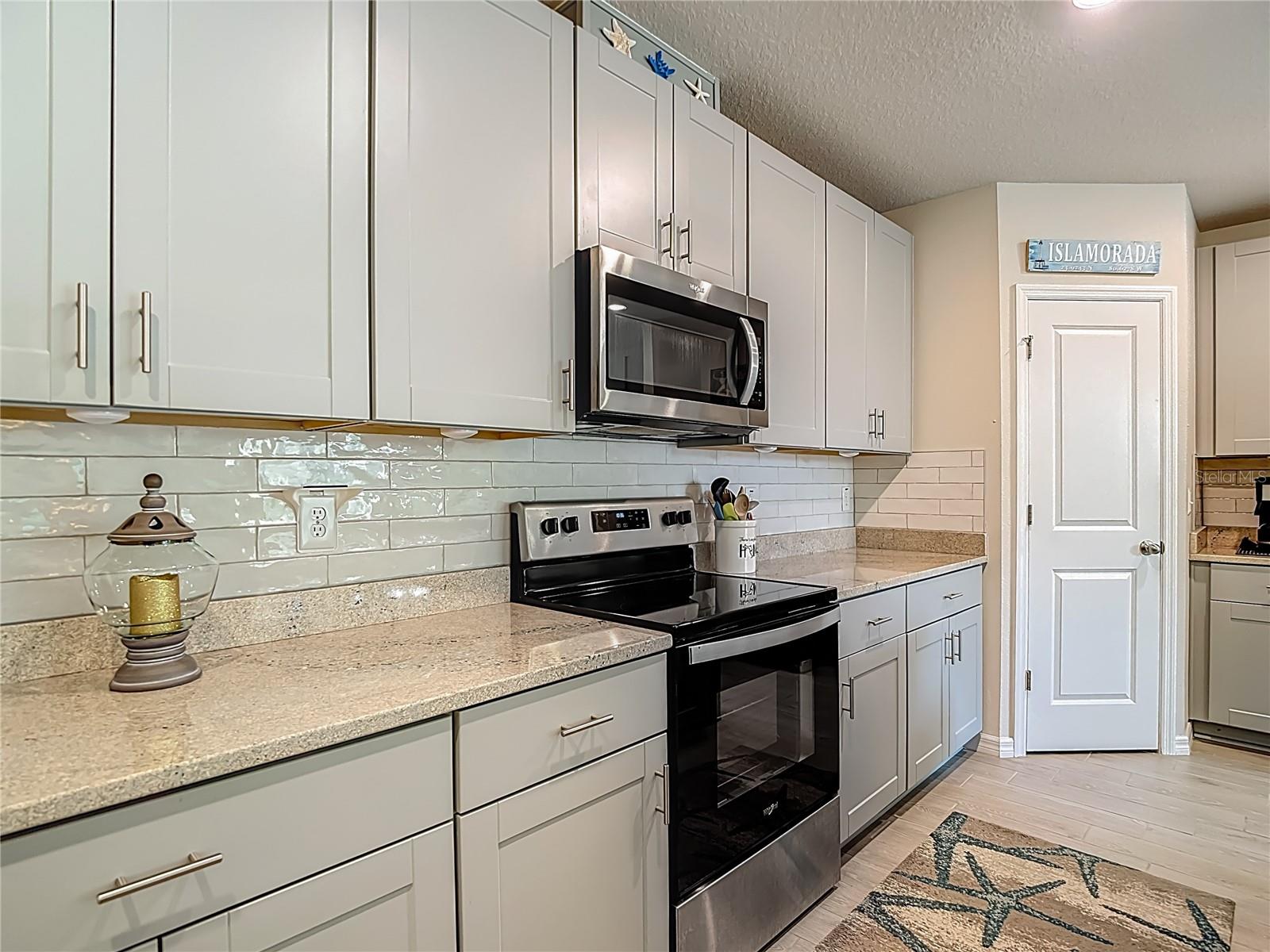 Image 12 of 62 For 13450 Lawrence Street