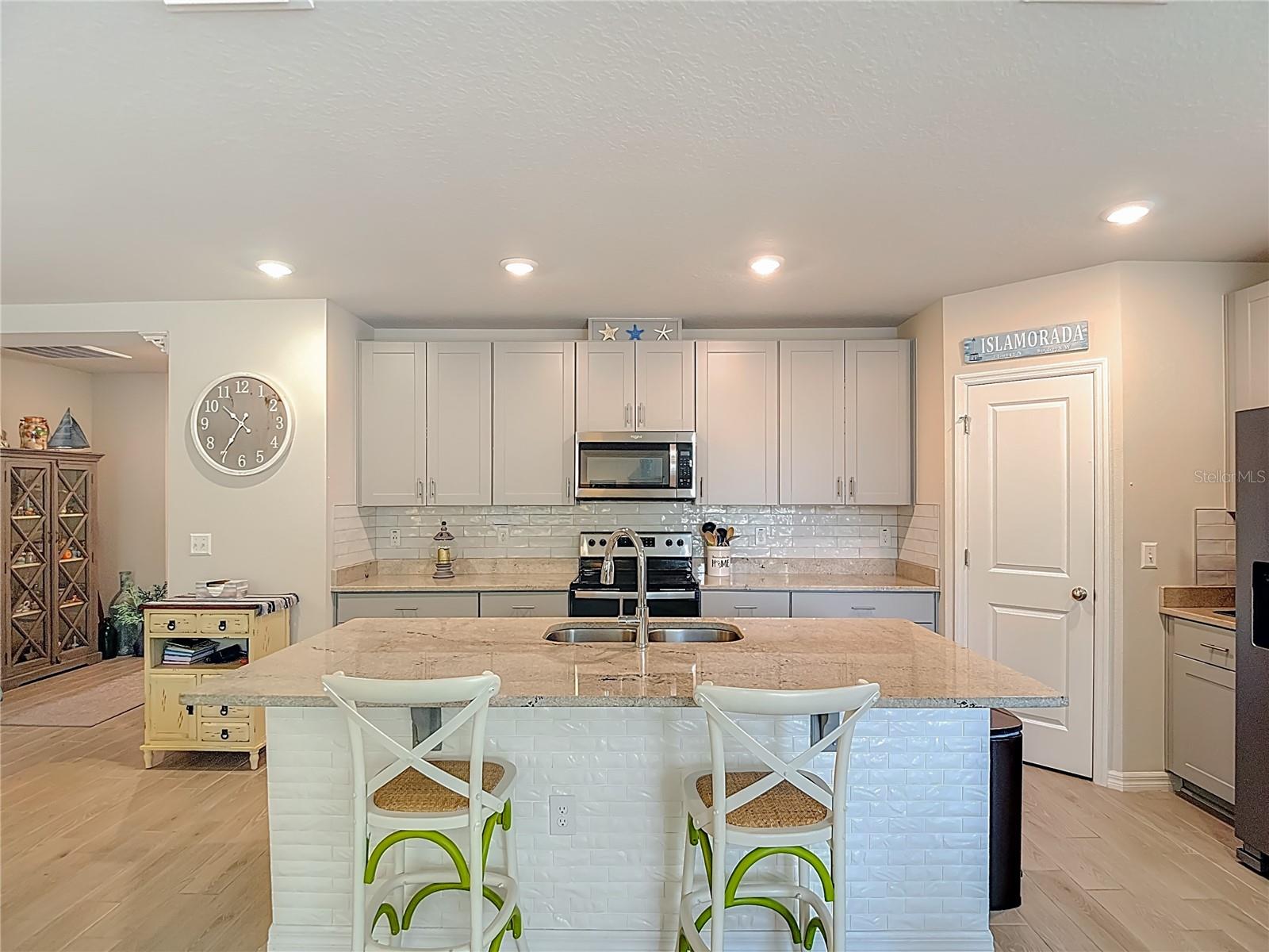 Image 19 of 62 For 13450 Lawrence Street