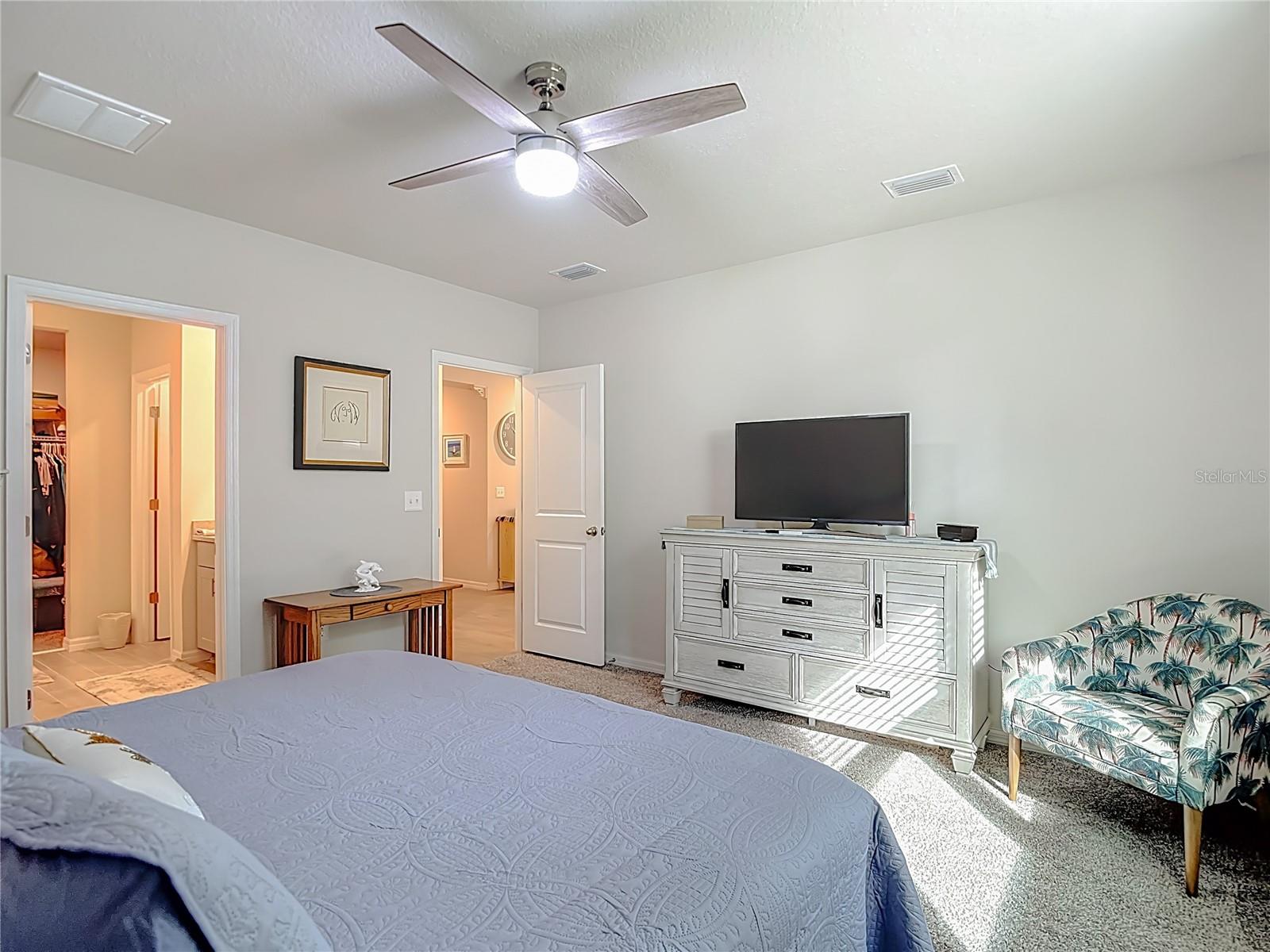 Image 28 of 62 For 13450 Lawrence Street