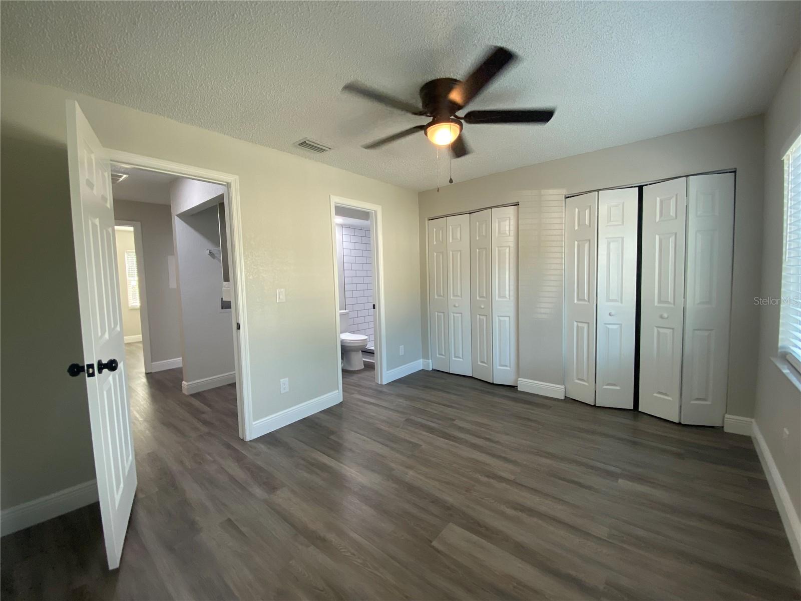 Image 10 of 19 For 206 Saint Petersburg Drive E