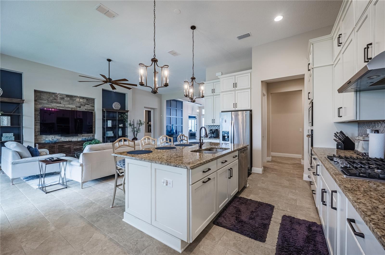 Image 13 of 62 For 4206 Tour Trace