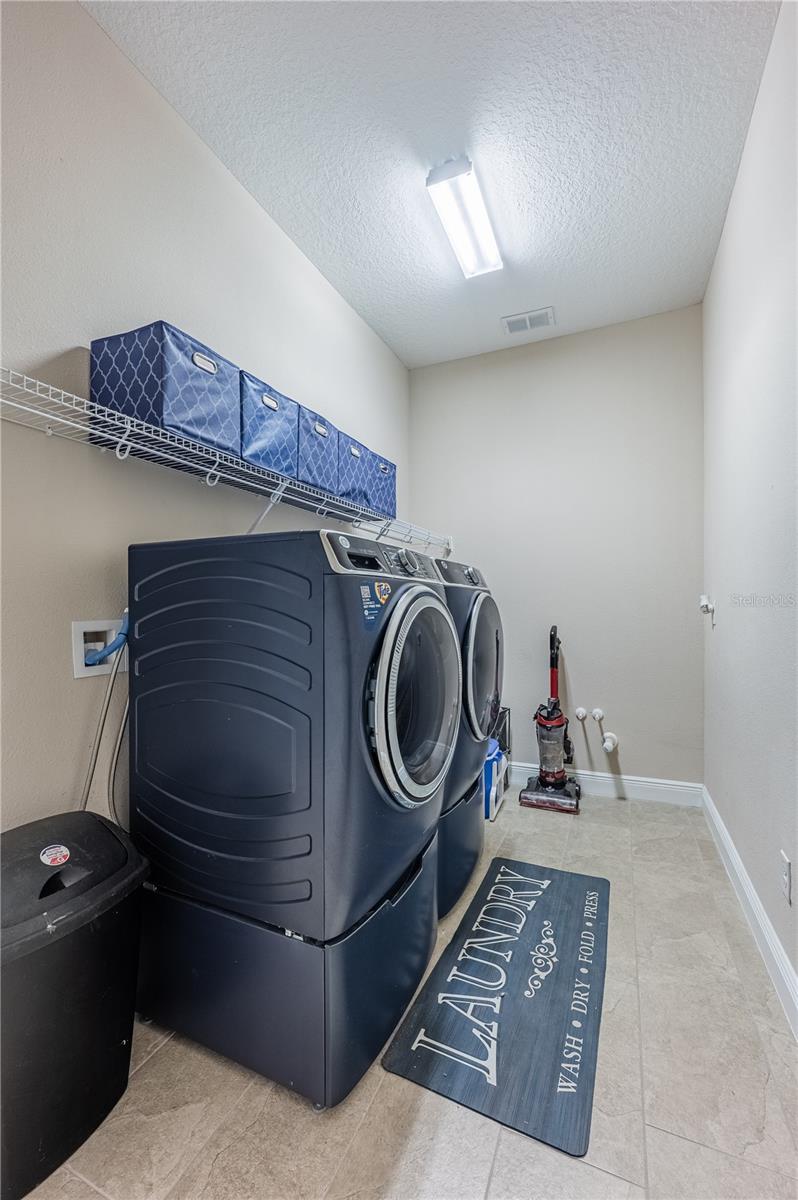 Image 19 of 62 For 4206 Tour Trace