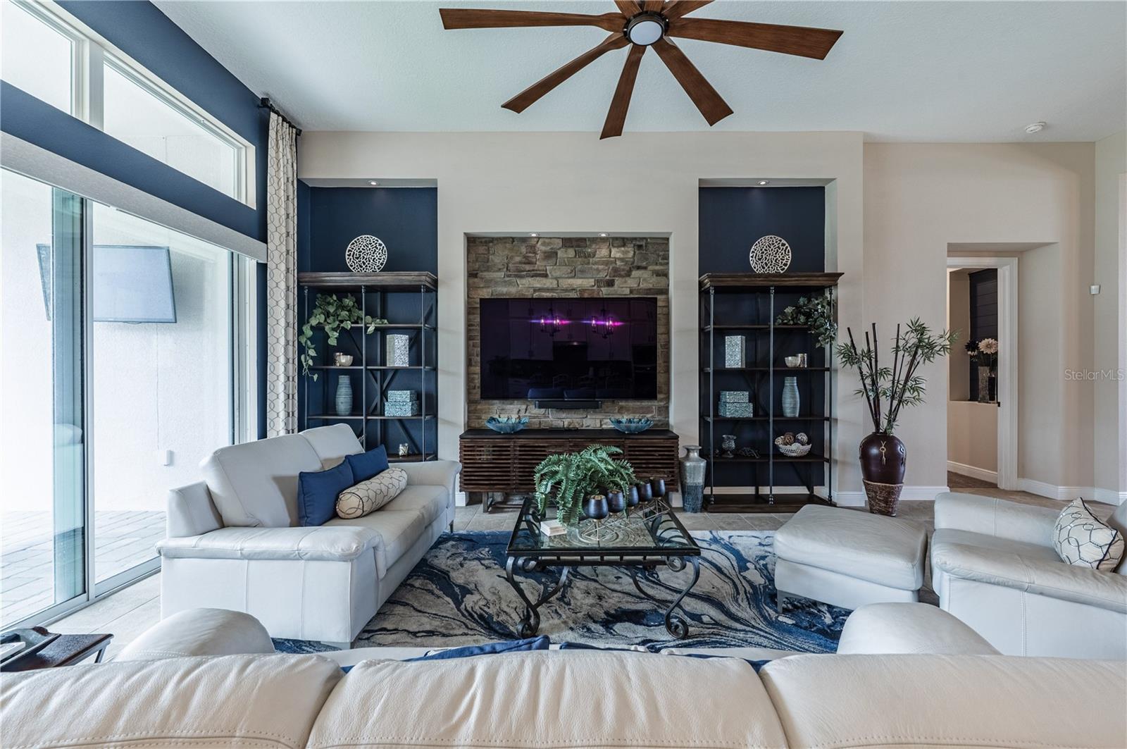 Image 20 of 62 For 4206 Tour Trace