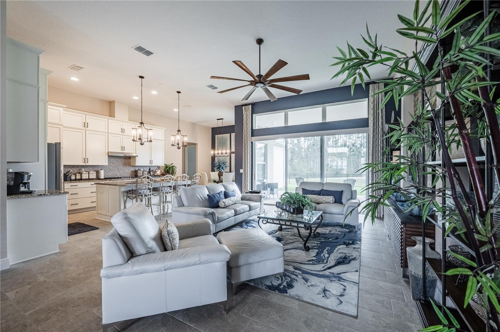 Image 24 of 62 For 4206 Tour Trace