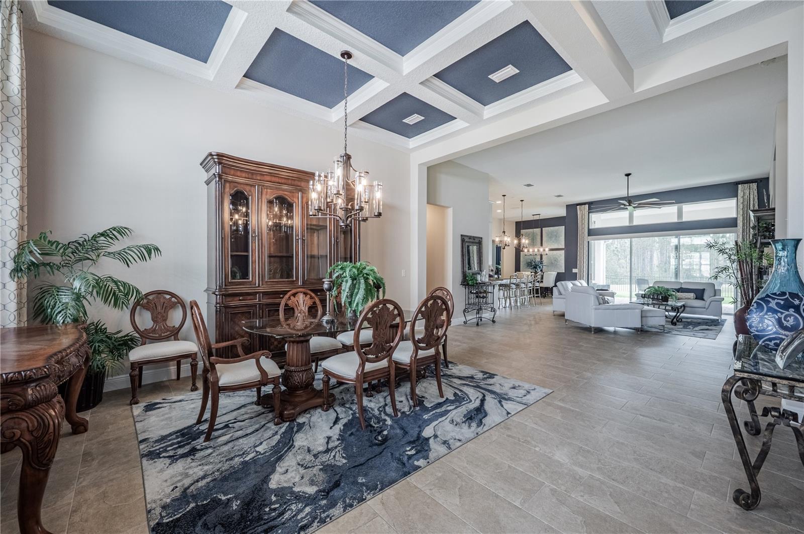 Image 4 of 62 For 4206 Tour Trace