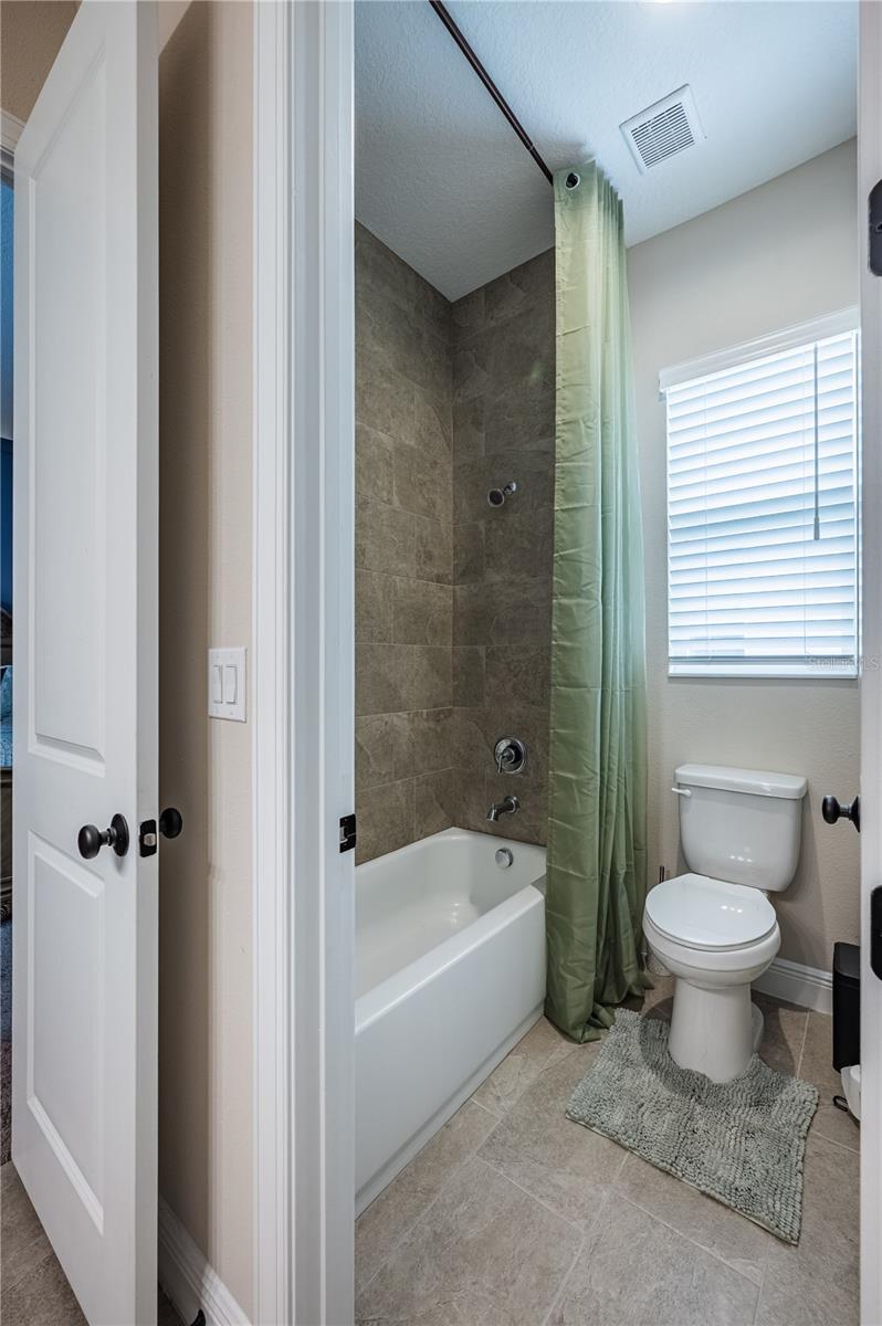 Image 48 of 62 For 4206 Tour Trace