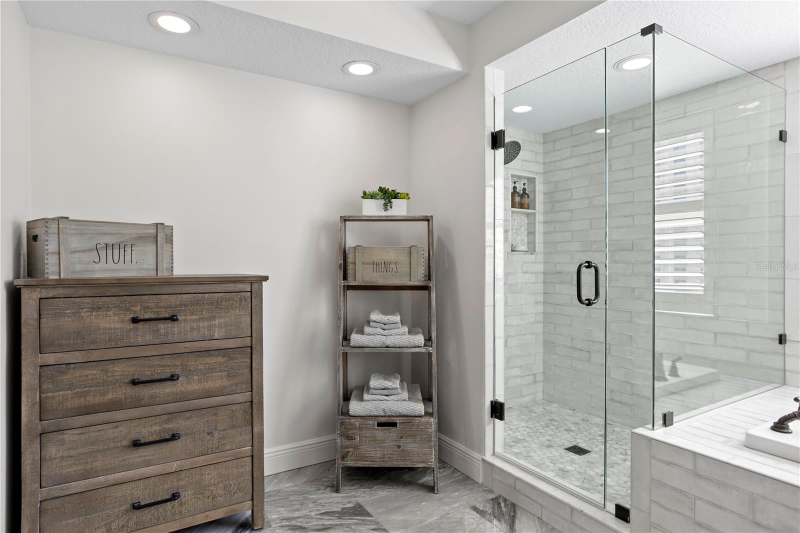 Image 38 of 56 For 371 Channelside Walk Way 703