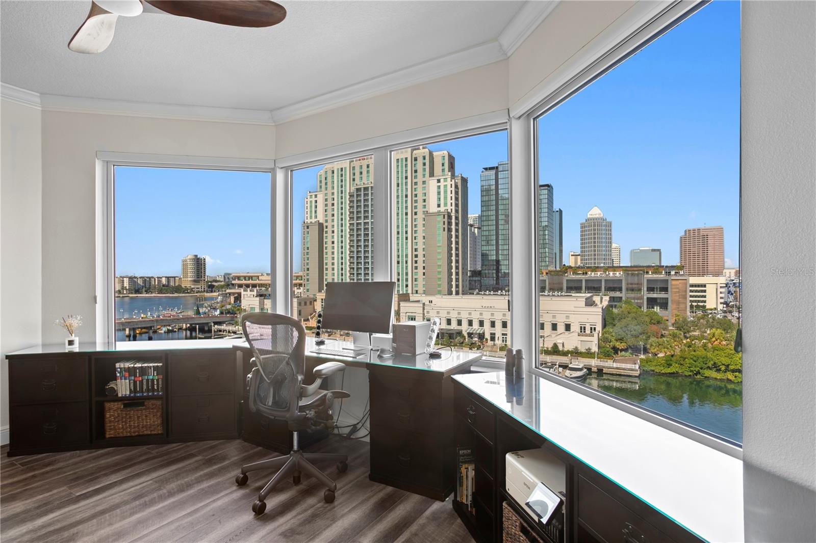 Image 8 of 56 For 371 Channelside Walk Way 703