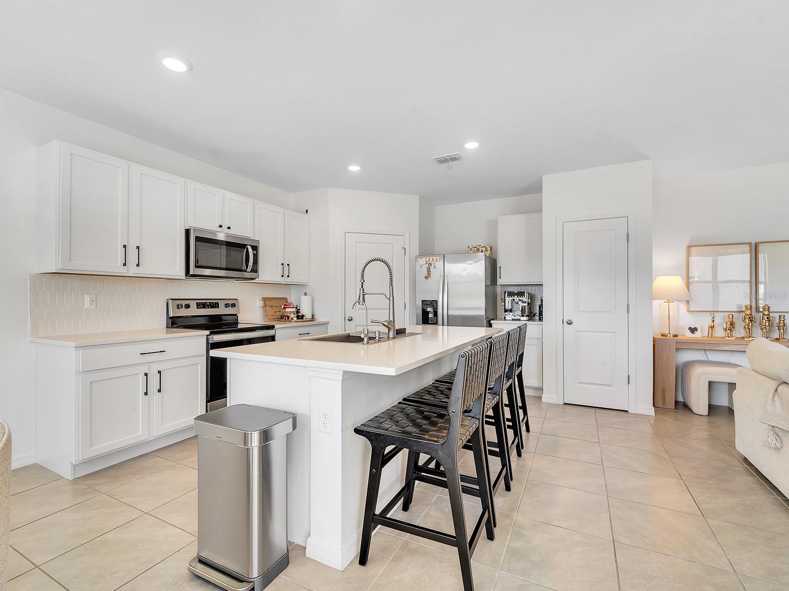 Image 36 of 50 For 5568 Wandering Willow Drive