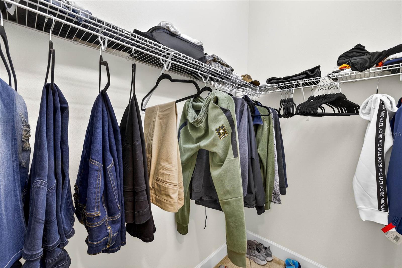 Image 32 of 70 For 4888 Sevilla Shores Drive