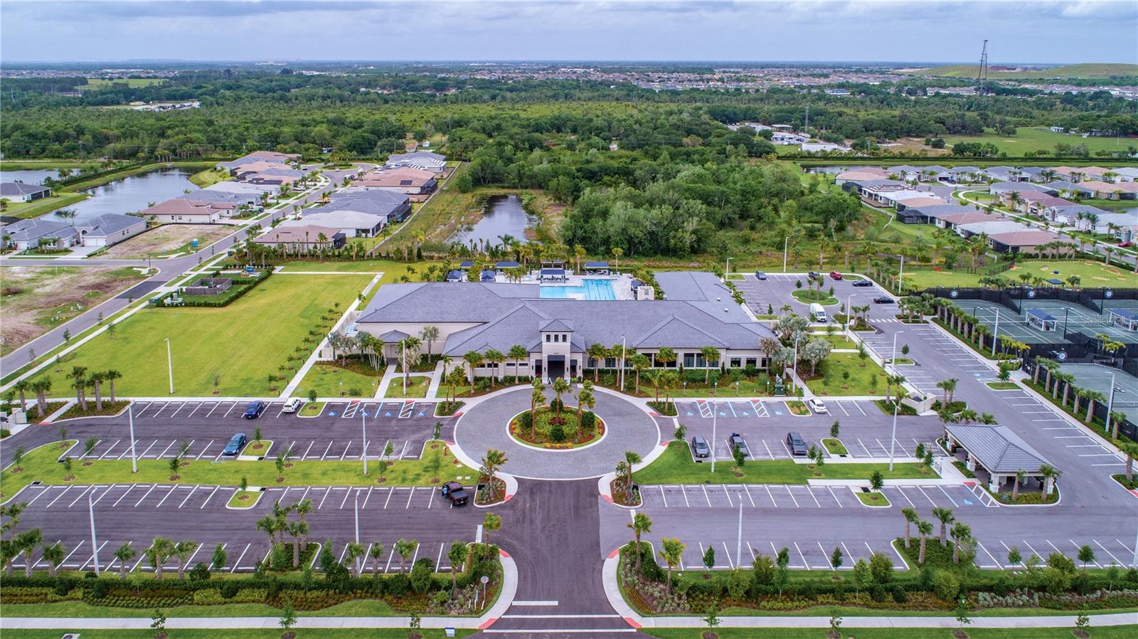 Image 57 of 70 For 4888 Sevilla Shores Drive