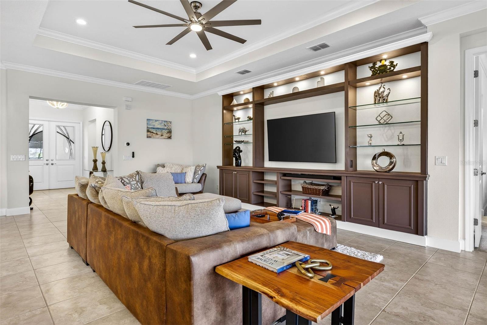 Image 9 of 70 For 4888 Sevilla Shores Drive