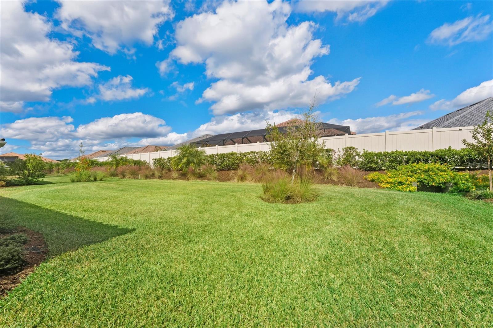 Image 41 of 43 For 4951 Freccia Loop