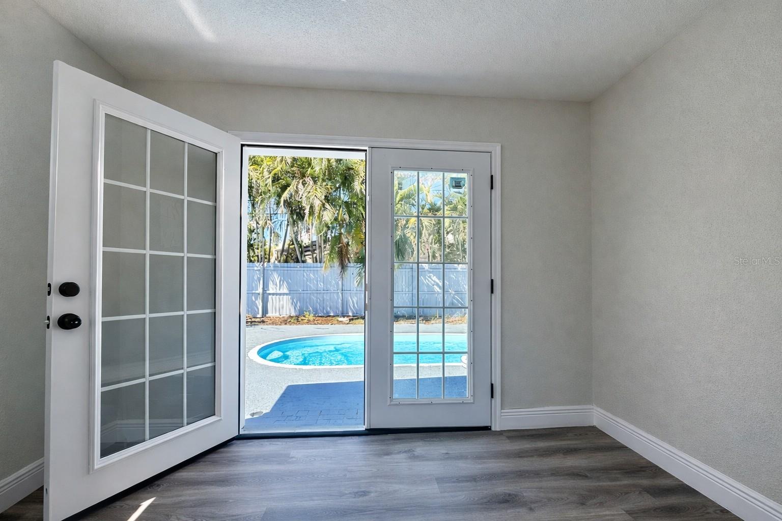 Image 15 of 24 For 1735 Michigan Avenue Ne