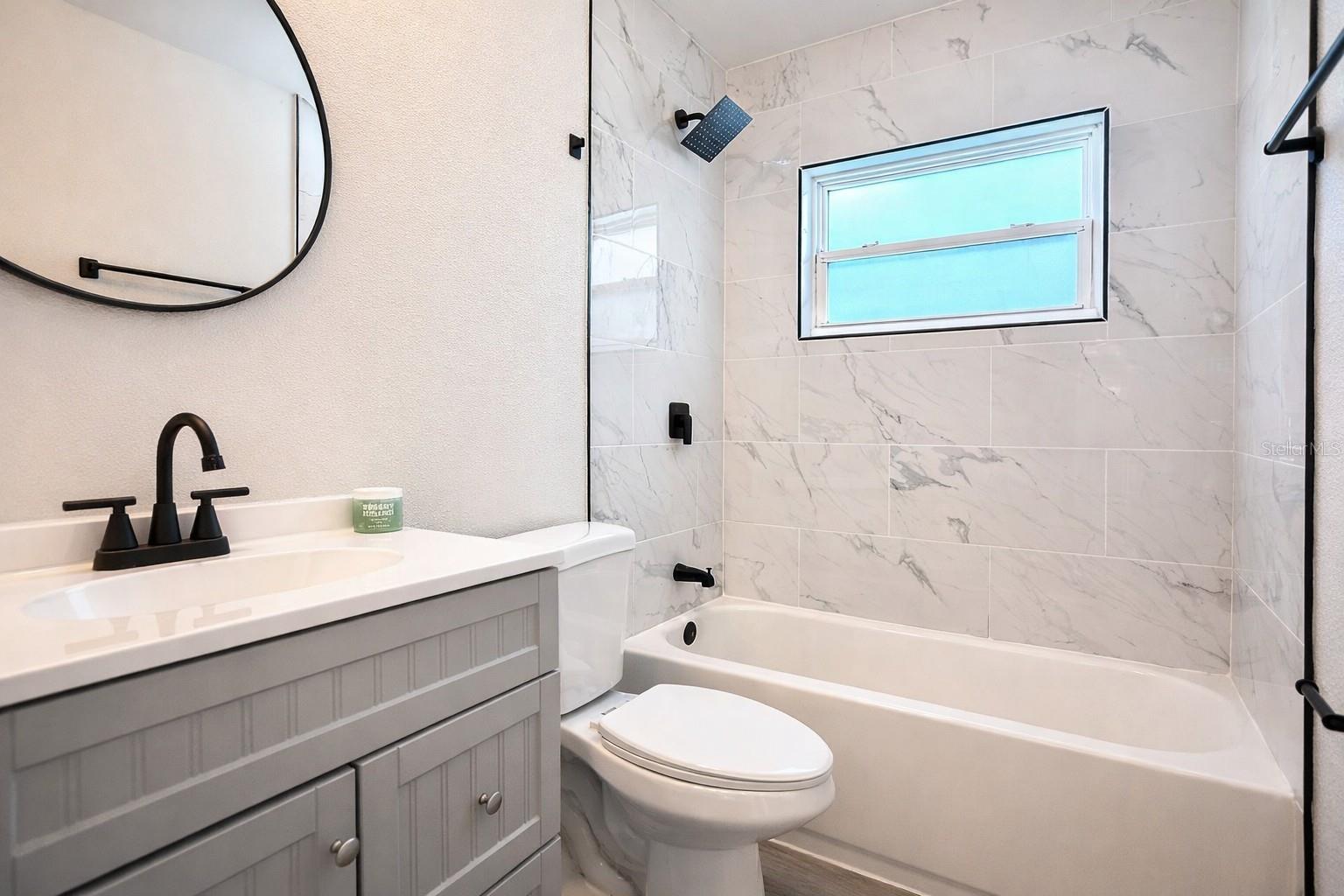 Image 9 of 24 For 1735 Michigan Avenue Ne