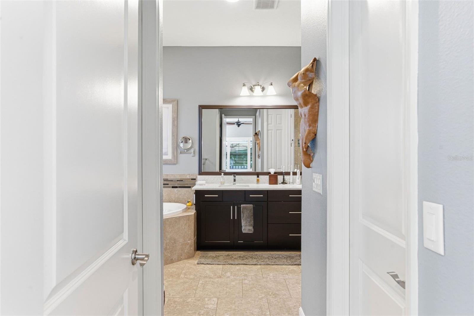 Image 26 of 73 For 11012 Charmwood Drive