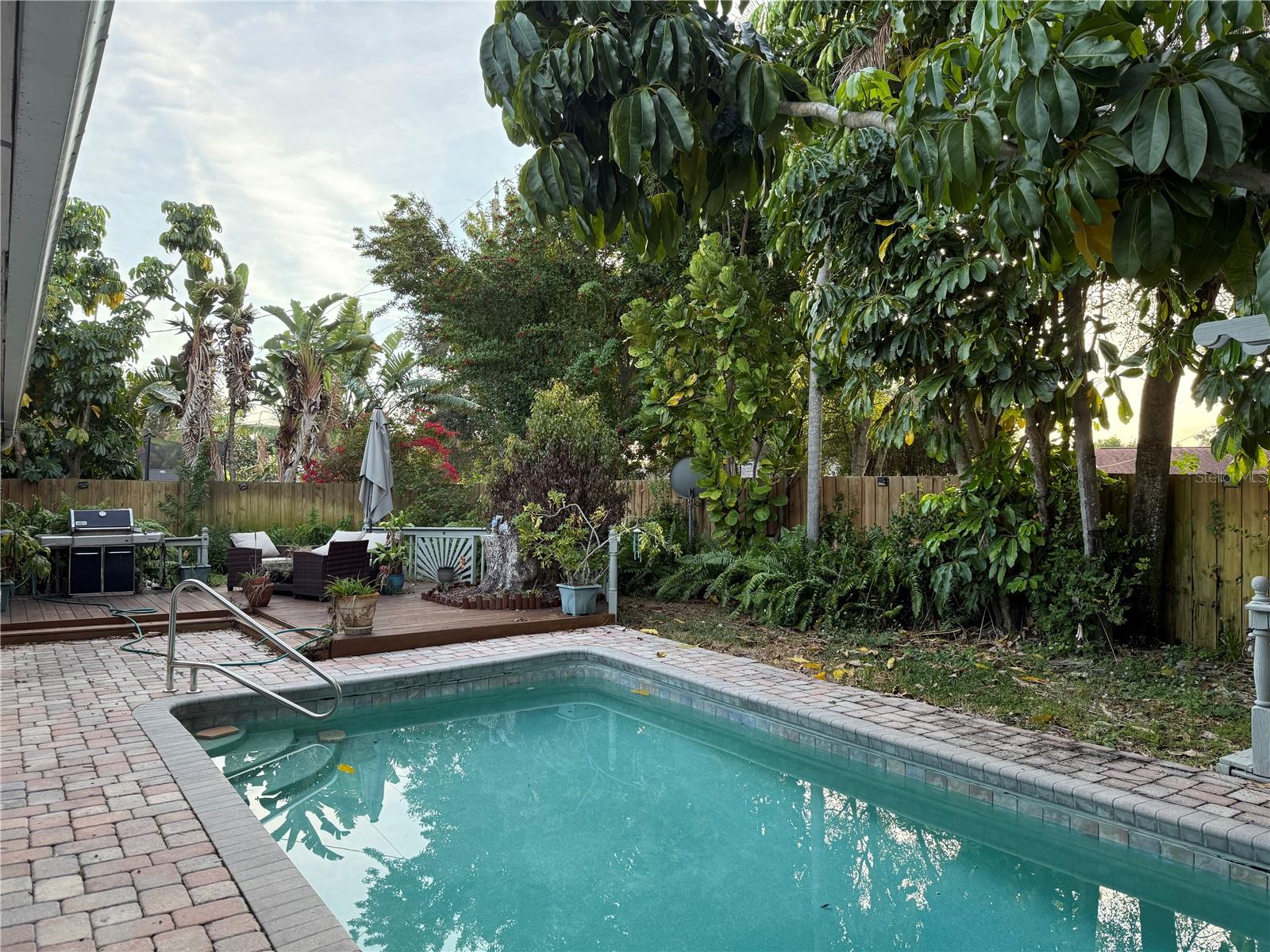 Image 10 of 14 For 566 Park Drive