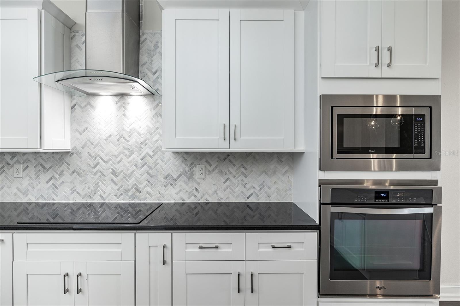 Image 21 of 39 For 222 Audubon Avenue