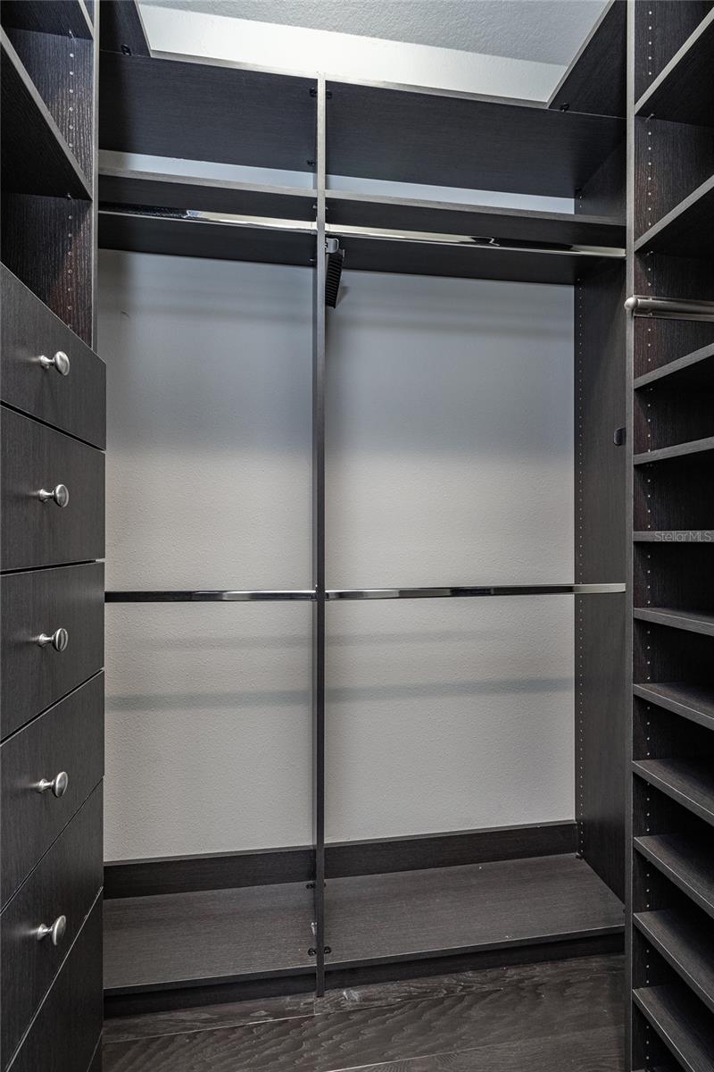 Image 34 of 39 For 222 Audubon Avenue